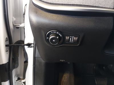 2022 Jeep Compass - Photo 13