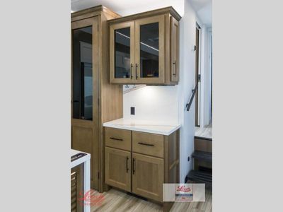 2026 Montana 3100RL - Photo 15