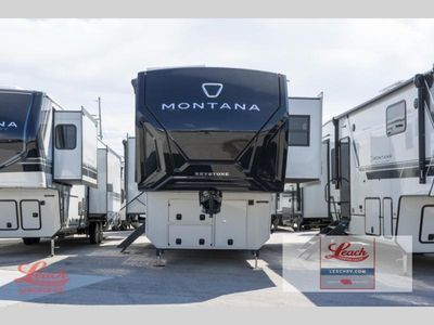 2026 Montana 3100RL - Photo 3