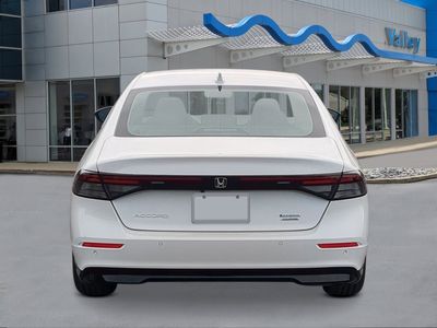 2026 Honda Accord Hybrid - Photo 4
