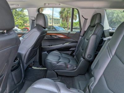 2019 Cadillac Escalade — photo 15 view