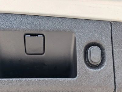 2019 Cadillac Escalade — photo 14 view