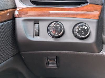 2019 Cadillac Escalade — photo 25 view