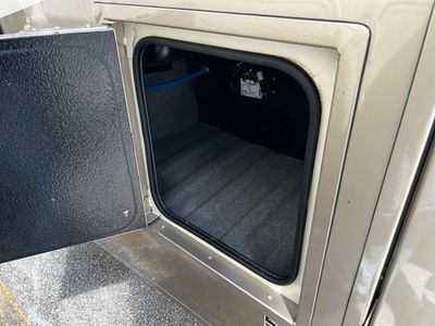 2022 Dynamax ISATA SERIES 3 - Photo 46