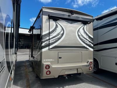 2022 Dynamax ISATA SERIES 3 - Photo 45