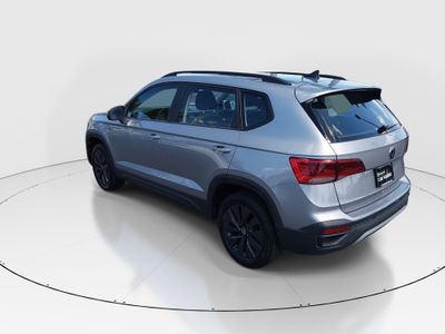 2024 Volkswagen Taos - Photo 5