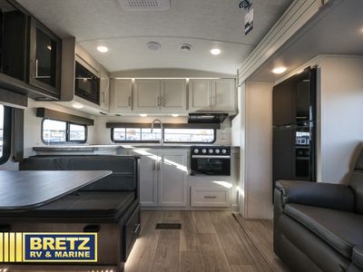 2025 Keystone RV Cougar Half-Ton - Photo 8