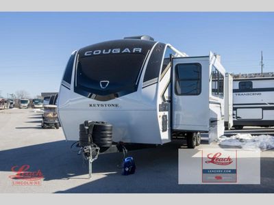 2026 Cougar Half-Ton 25FKD - Photo 5