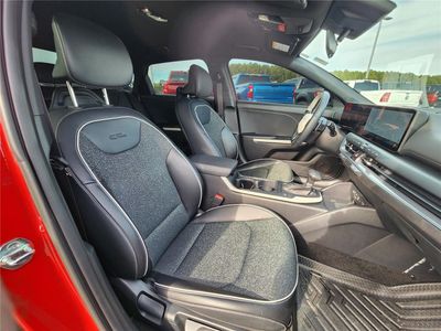 2026 2025 Kia K4 - Photo 7