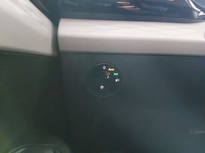 2023 Volkswagen Taos — photo 13 view
