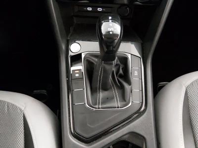 2023 Volkswagen Taos — photo 16 view