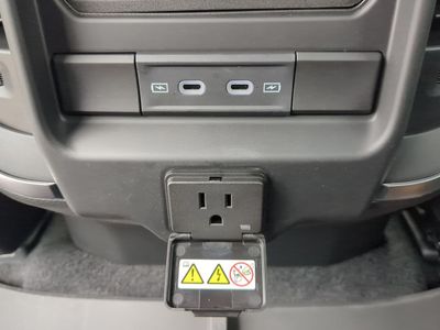 2026 Ram 1500 — photo 16 view