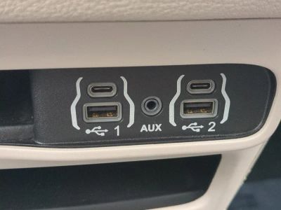 2024 Chrysler Pacifica — photo 24 view