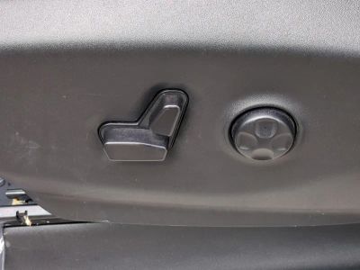2024 Chrysler Pacifica — photo 21 view