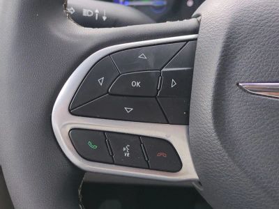 2024 Chrysler Pacifica — photo 27 view