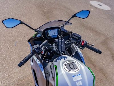 2024 Kawasaki Ninja 7 Hybrid ABS - Photo 8