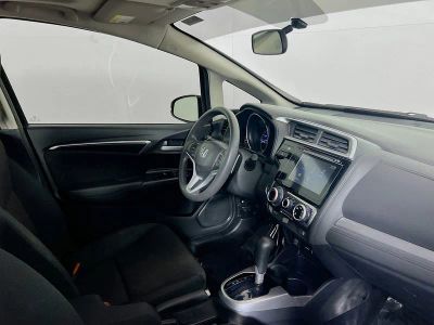 2017 Honda Fit — photo 7 view