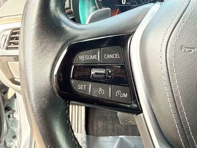 2021 BMW 5 Series — photo 38 view