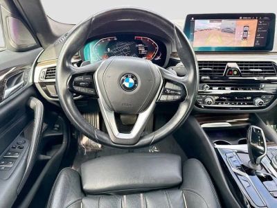 2021 BMW 5 Series — photo 17 view