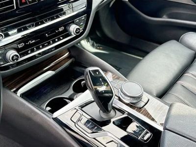 2021 BMW 5 Series — photo 29 view