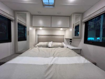 2027 Thor Motor Coach CHATEAU — photo 21 view