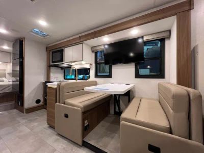 2027 Thor Motor Coach CHATEAU — photo 9 view