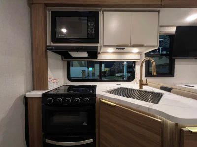 2027 Thor Motor Coach CHATEAU — photo 12 view