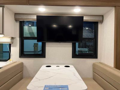 2027 Thor Motor Coach CHATEAU — photo 11 view