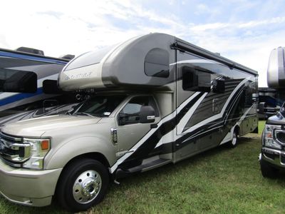 2022 Thor Motor Coach MAGNITUDE - Photo 32