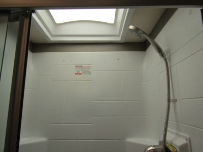 2022 Thor Motor Coach MAGNITUDE - Photo 14