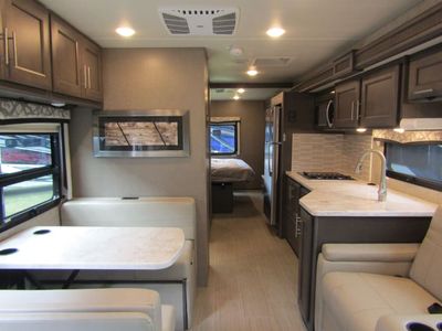 2022 Thor Motor Coach MAGNITUDE - Photo 3