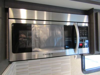 2022 Thor Motor Coach MAGNITUDE - Photo 7