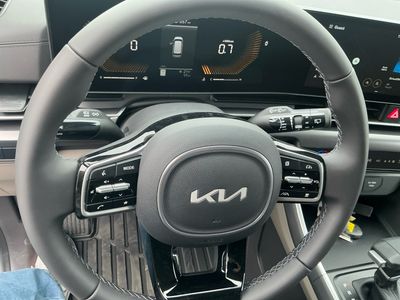 2026 Kia Carnival - Photo 14