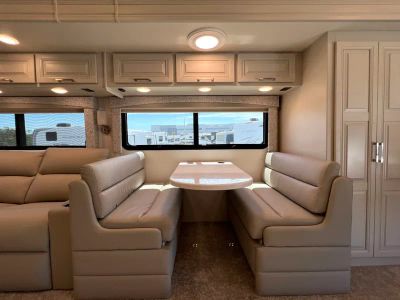2026 Entegra ACCOLADE XL — photo 13 view