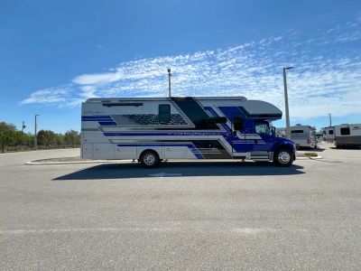 2026 Entegra ACCOLADE XL — photo 25 view