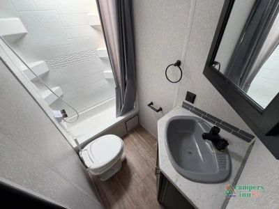 2022 Forest River RV Cherokee Grey Wolf — photo 33 view