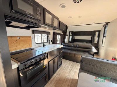 2022 Forest River RV Cherokee Grey Wolf — photo 12 view