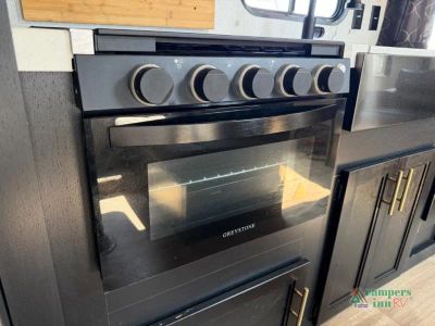 2022 Forest River RV Cherokee Grey Wolf — photo 17 view