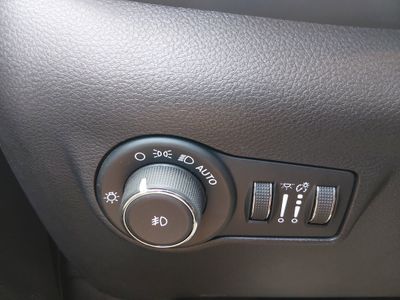 2024 Jeep Compass — photo 13 view