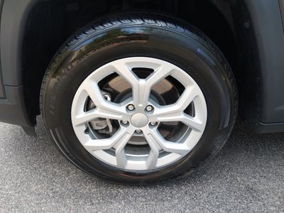 2024 Jeep Compass — photo 11 view