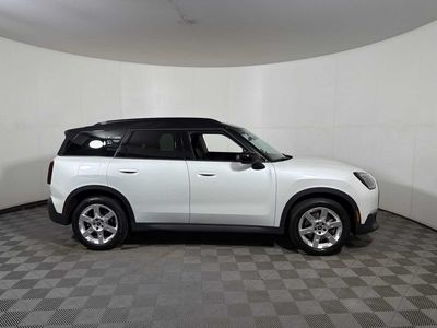 2025 MINI Countryman - Photo 6