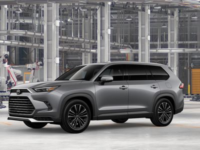 2026 Toyota Grand Highlander Hybrid - Photo 3