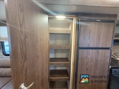 2018 Forest River RV Rockwood Signature Ultra Lite - Photo 15