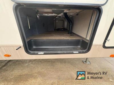 2018 Forest River RV Rockwood Signature Ultra Lite - Photo 7