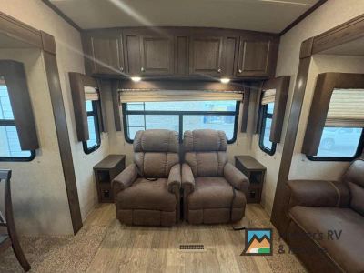 2018 Forest River RV Rockwood Signature Ultra Lite - Photo 21