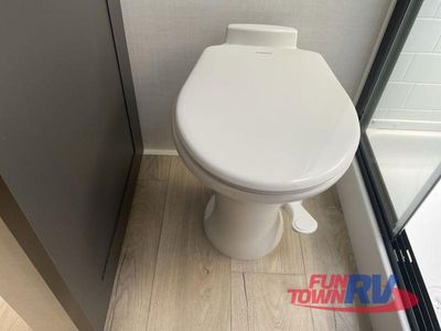 2026 Forest River RV Rockwood Signature - Photo 35