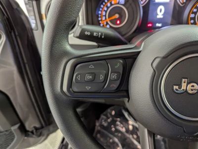 2026 Jeep Wrangler — photo 17 view