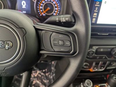 2026 Jeep Wrangler — photo 18 view