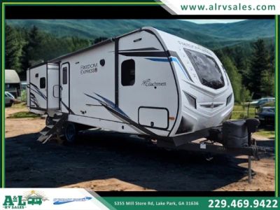 2022 Coachmen Freedom Express - Photo 1