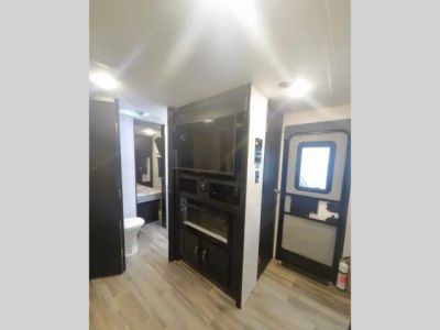 2022 Coachmen Freedom Express - Photo 15